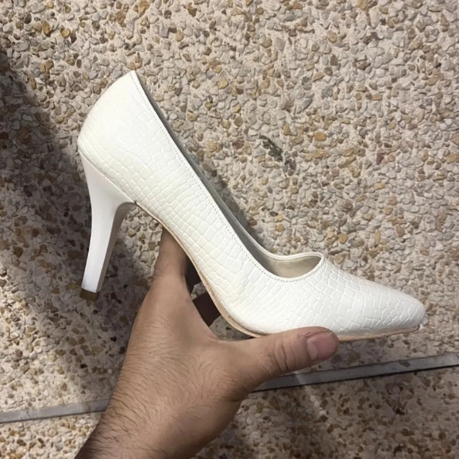 کفش پاشنه9سانت ورنی زنانه