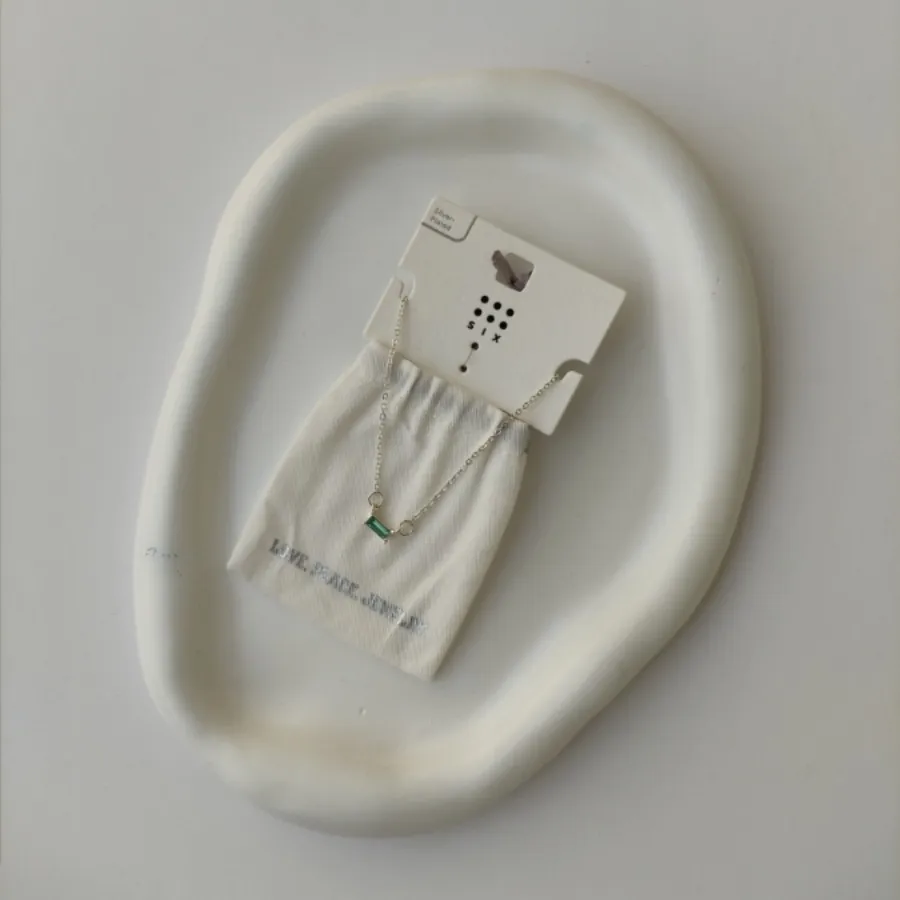 گردنبند نگین سبز وارداتی