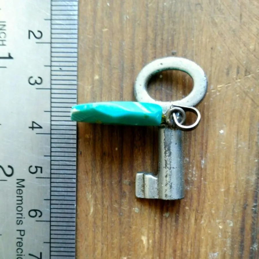 آویز گردنبند فیروزه