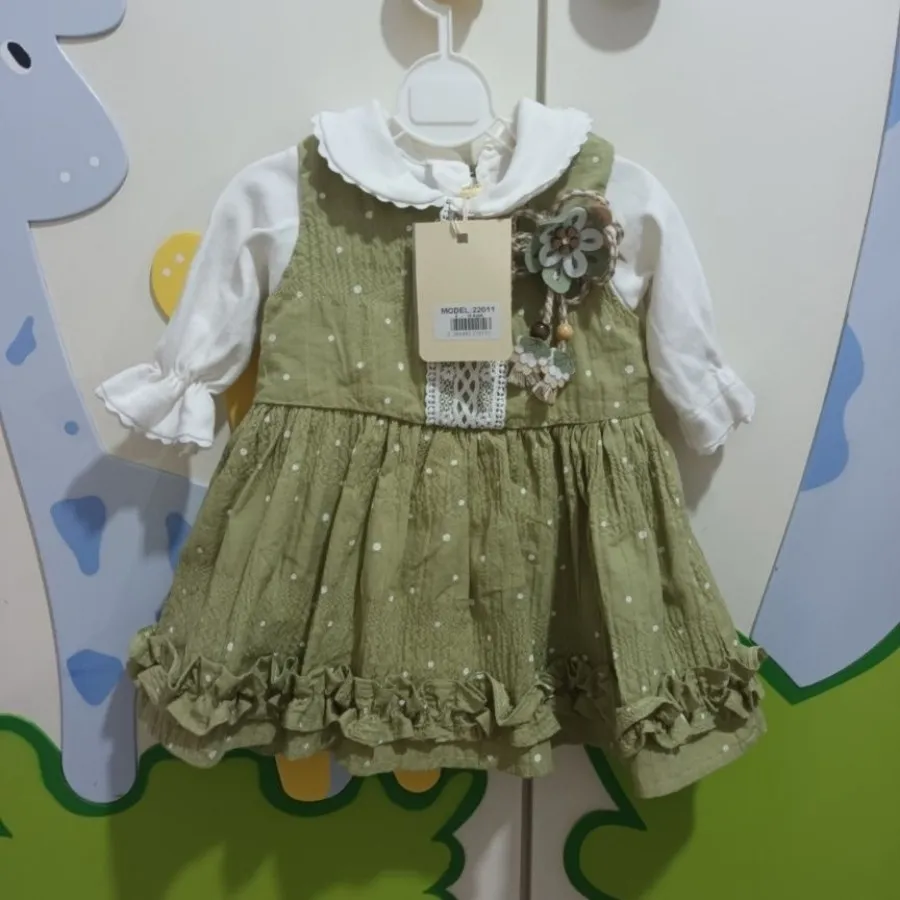 پیراهن دخترانه