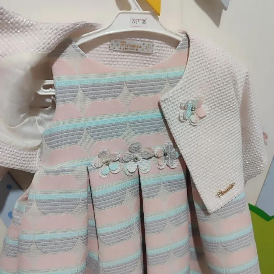 پیراهن دخترانه