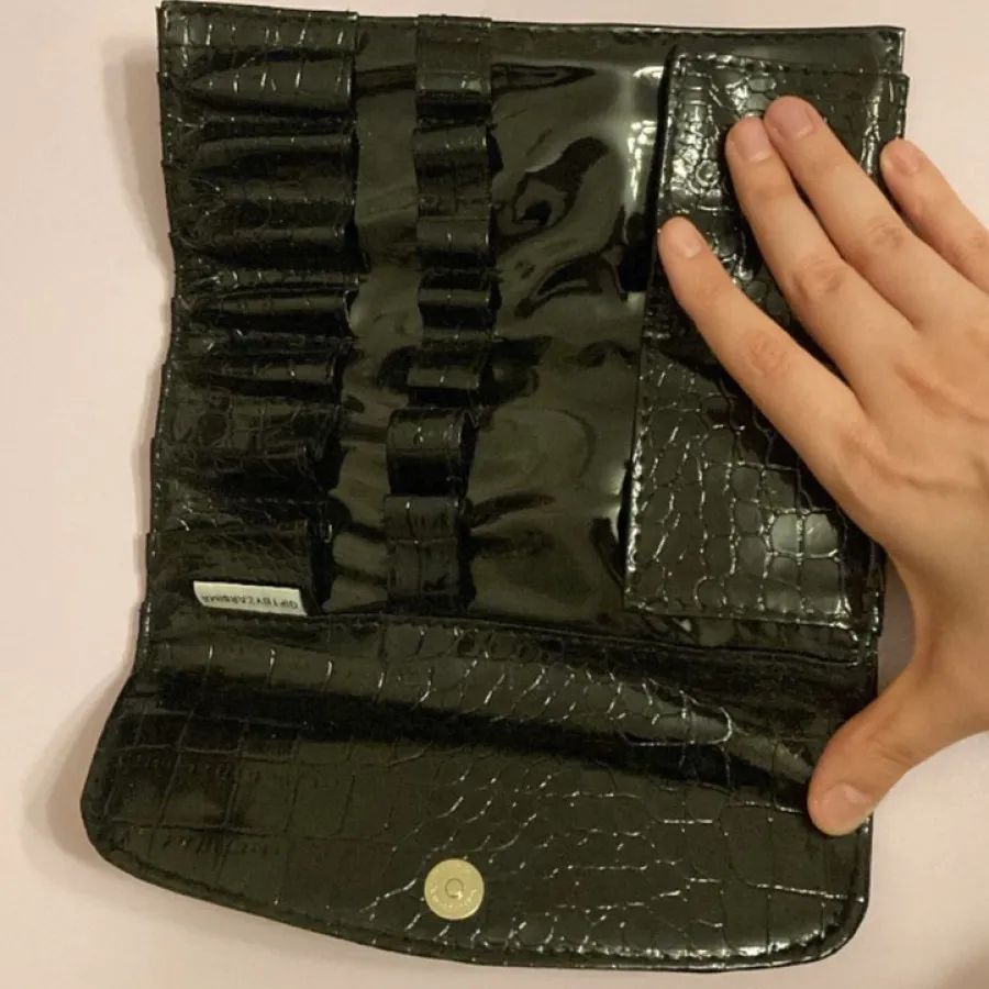 کیف نگهدارنده لوازم آرایش