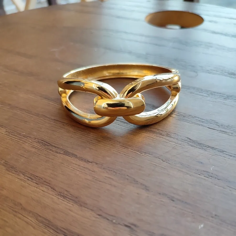 ست دستنبد و انگشتر