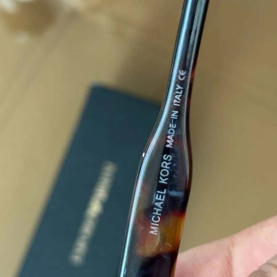 عینک مایکل کورس