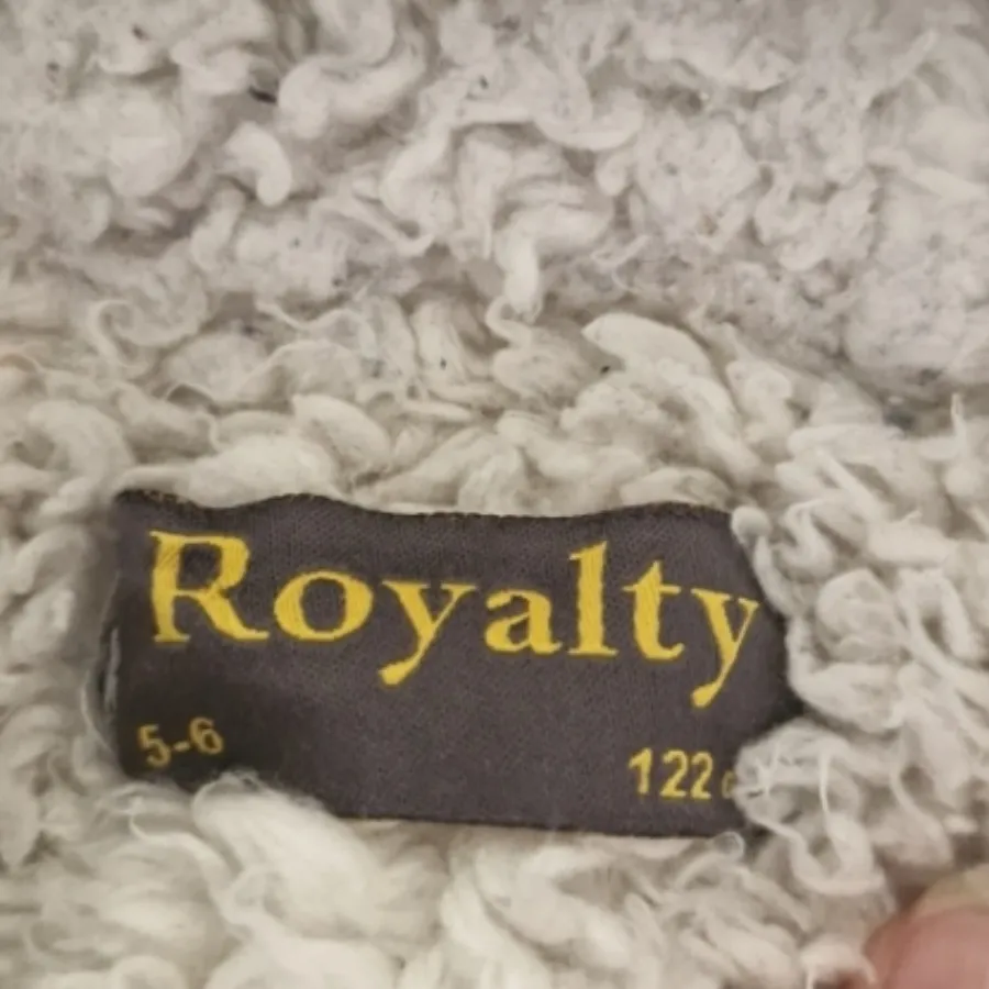 کاپشن بچگانه