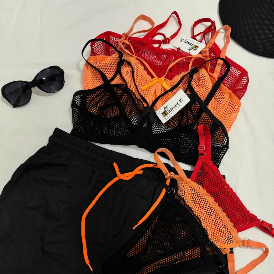 ست سوتین و شورت زنبوری