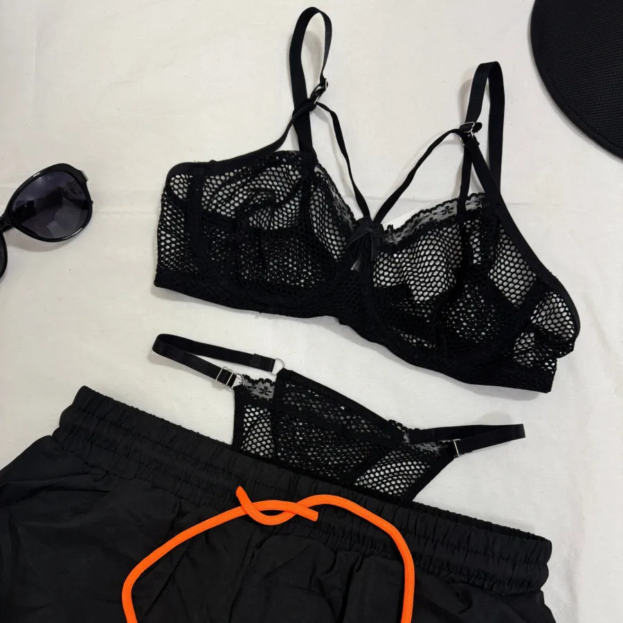 ست سوتین و شورت زنبوری