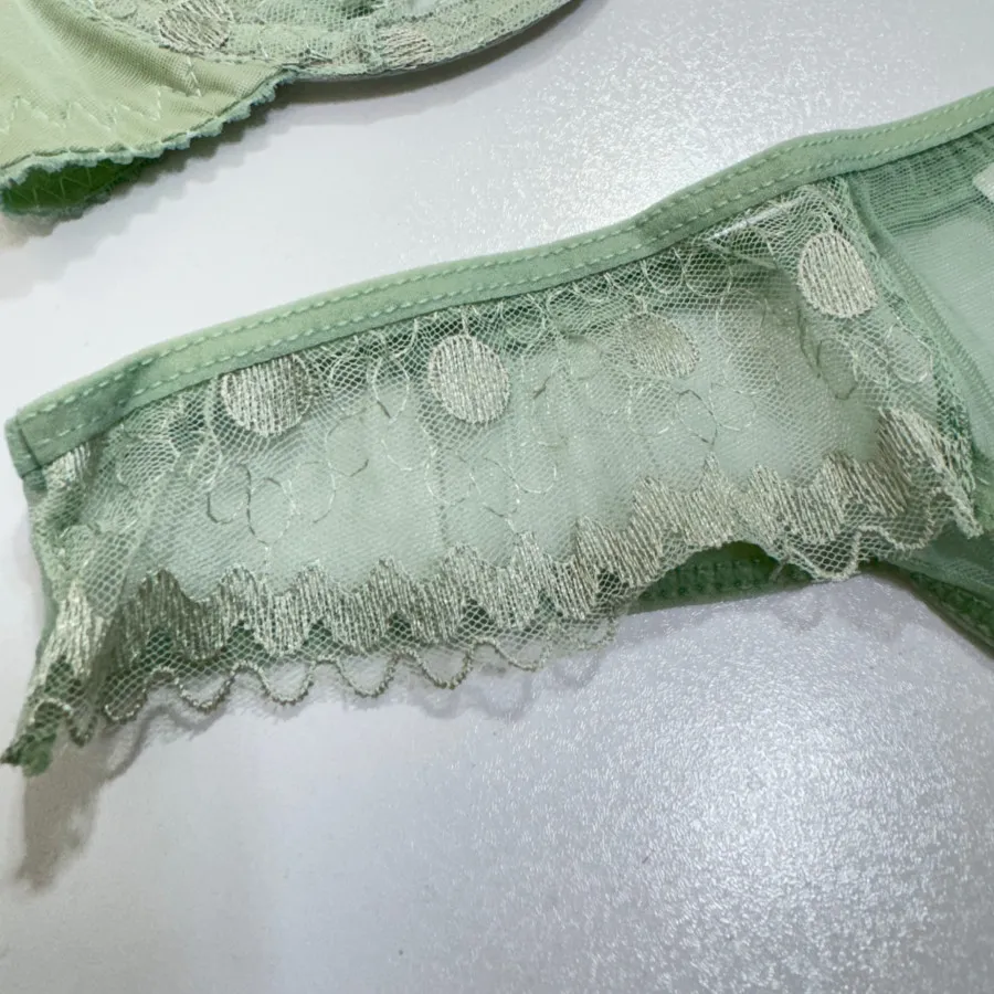 ست سوتین و شورت سبز ماچا