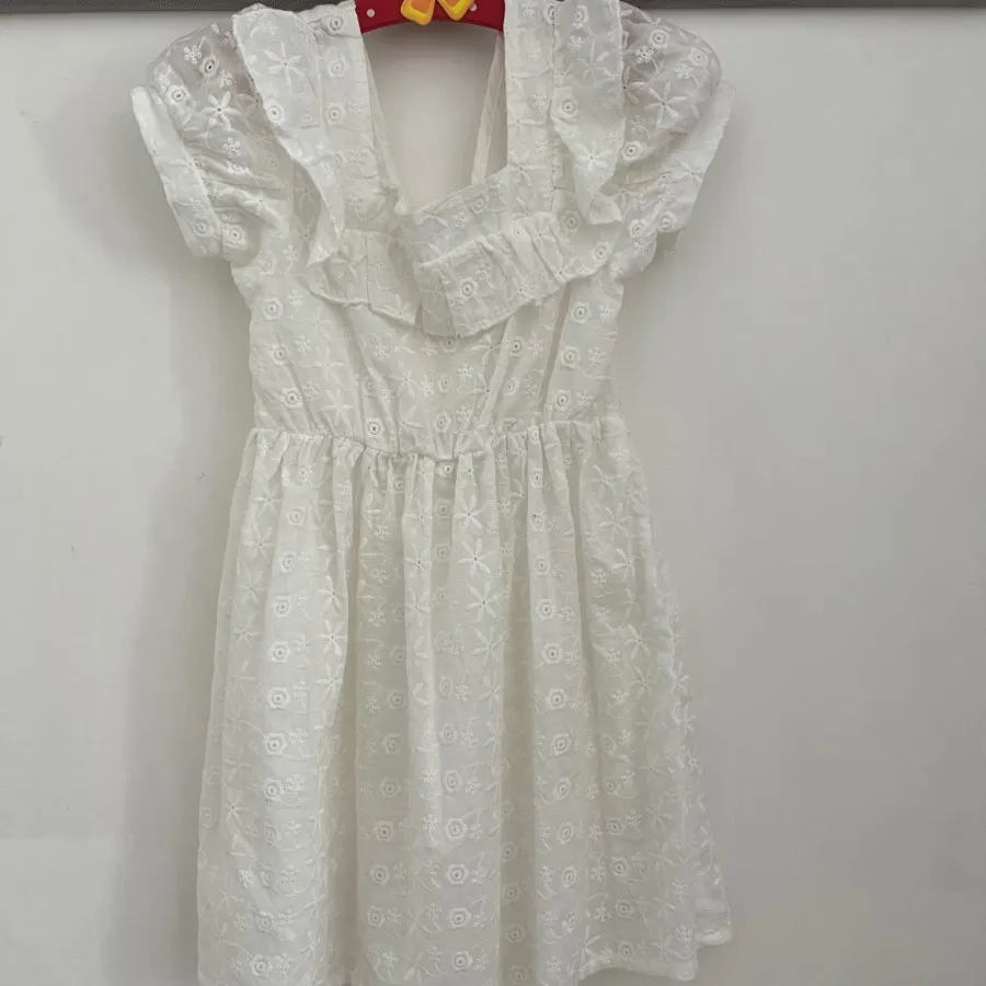 پیراهن دخترانه