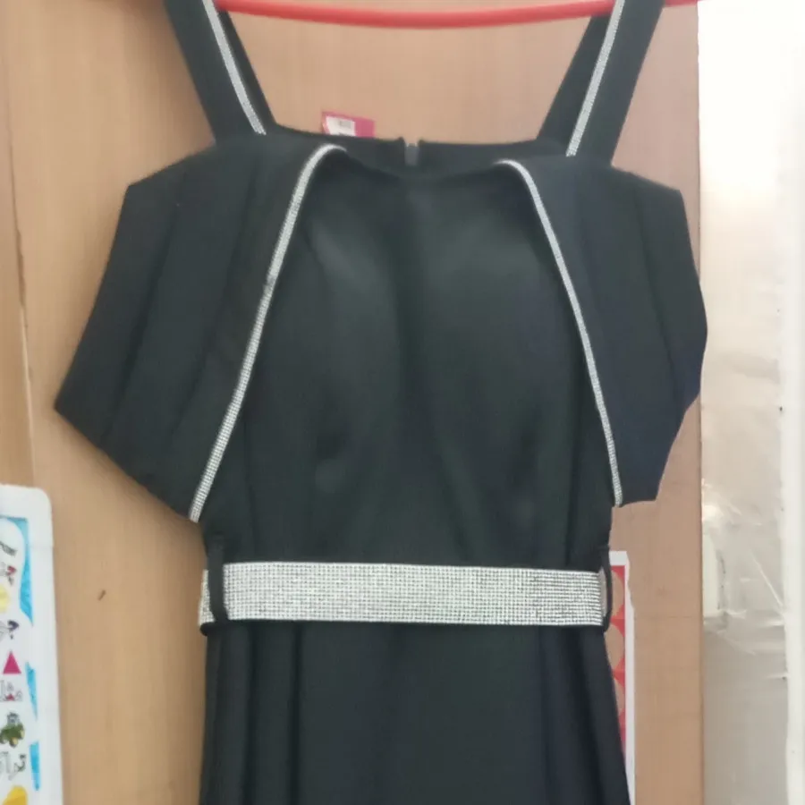 پیراهن دخترانه