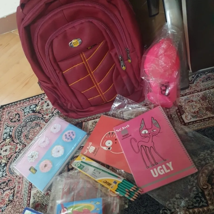 کیف مدرسه زیبا و نو