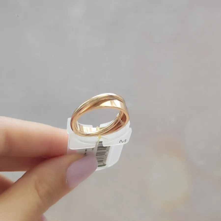 انگشتر طلایی