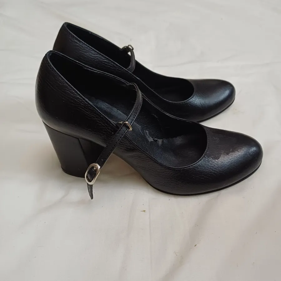 کفش چرم زنانه سایز 38