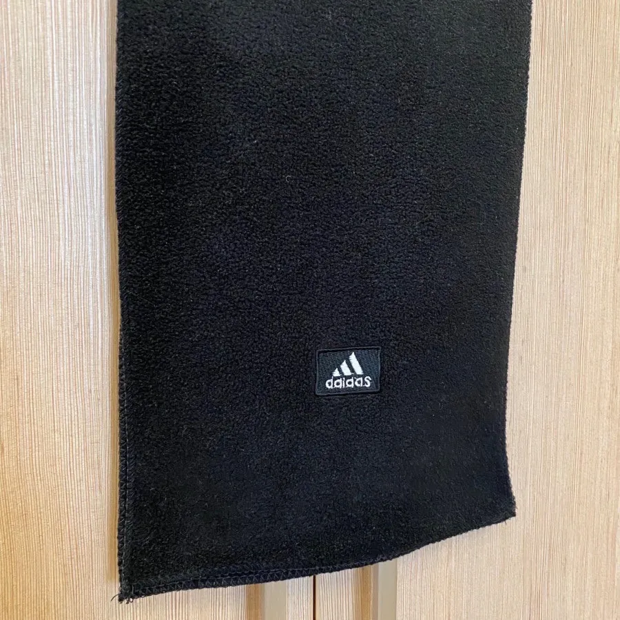 شال گردن حوله ای آدیداس