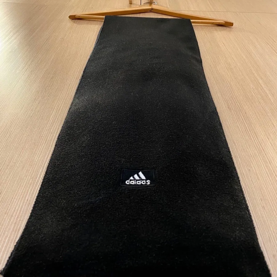 شال گردن حوله ای آدیداس