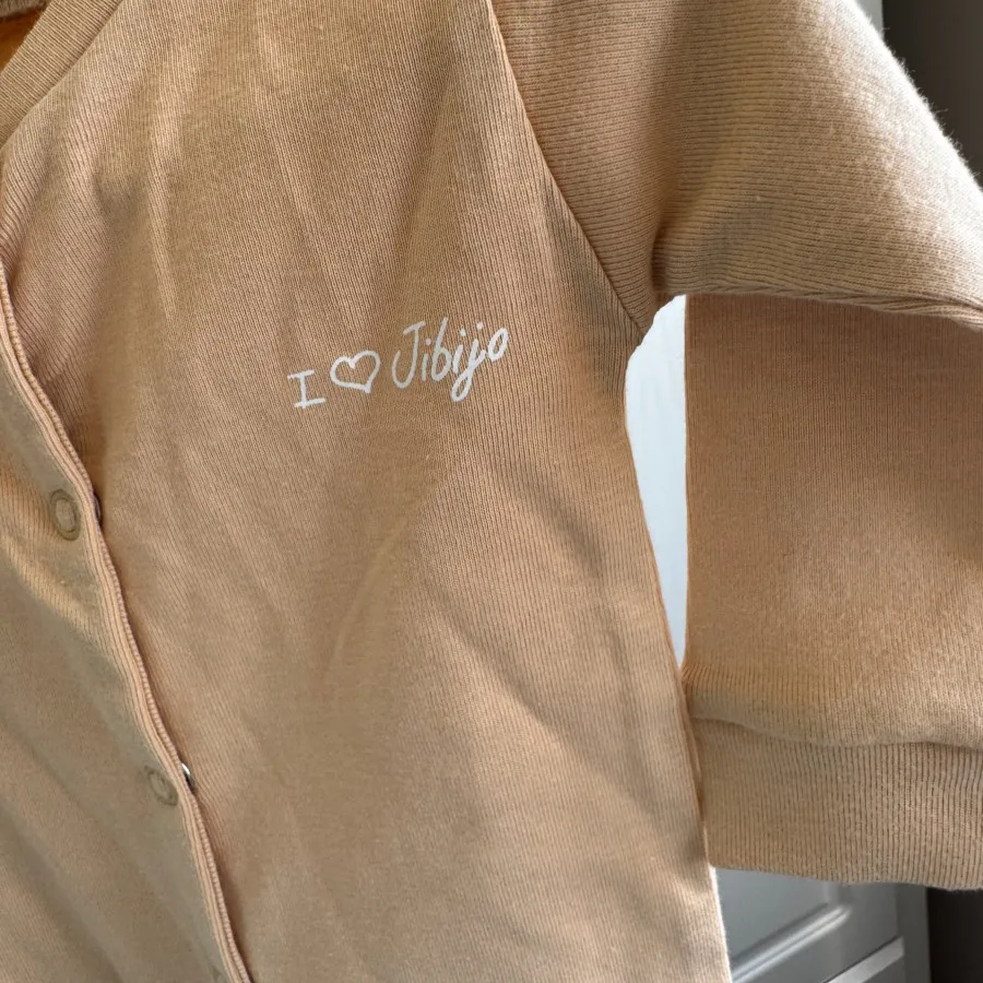 سرهمی دکمه دار