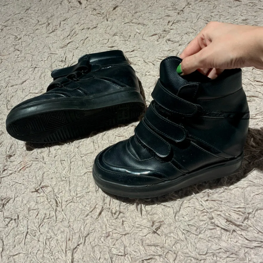 نیم بوت black horse