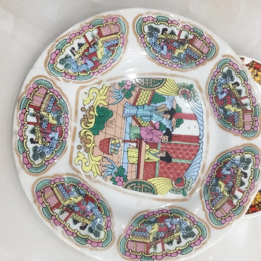 بشقاب دیوارکوب