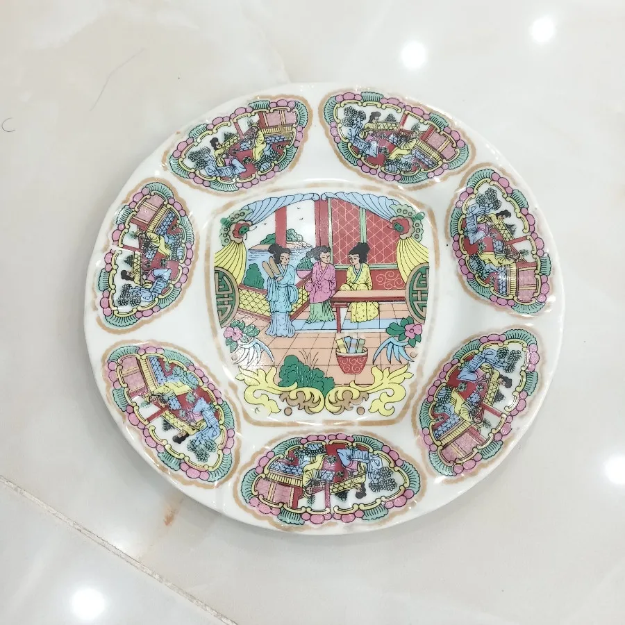 بشقاب دیوارکوب