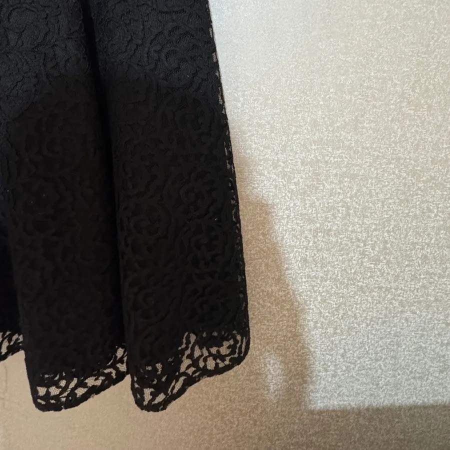 پیراهن مشکی‌دخترانه