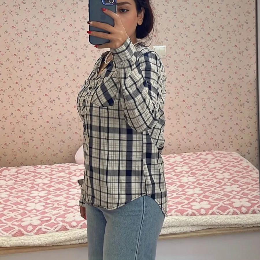 شومیز چهارخونه