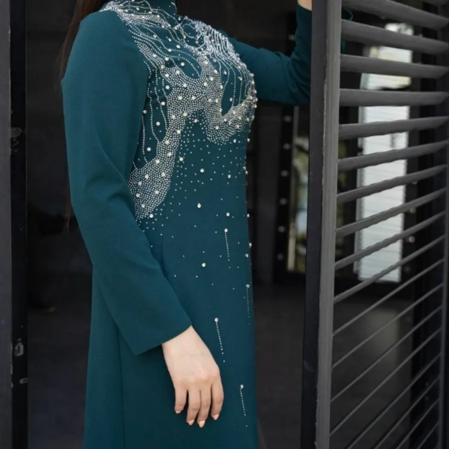 پیراهن پوشیده مجلسی