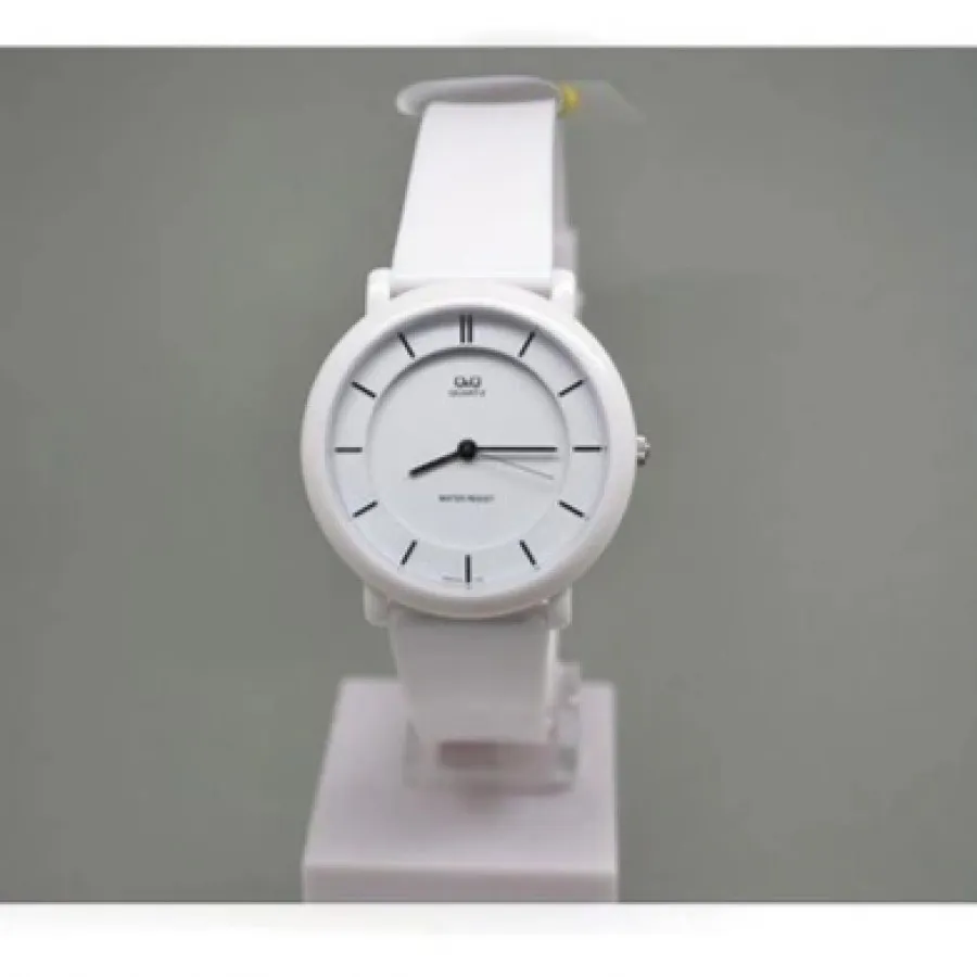 ساعت مچی دخترانه q&q