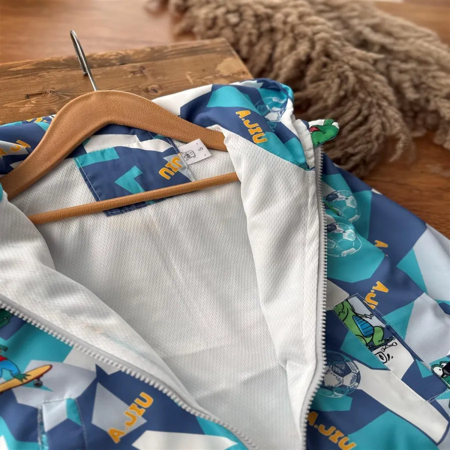 کاپشن بچگانه