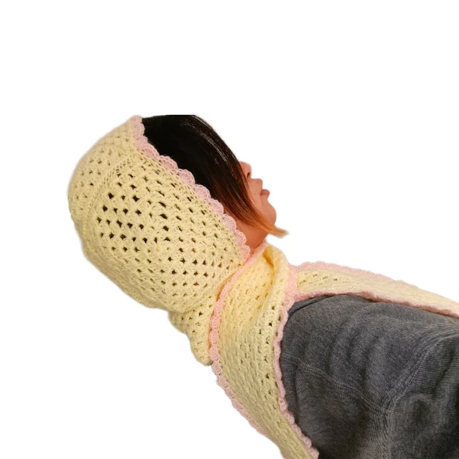 کلاه و شال گردن بافتنی