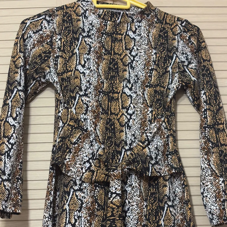 پیراهن پلنگی