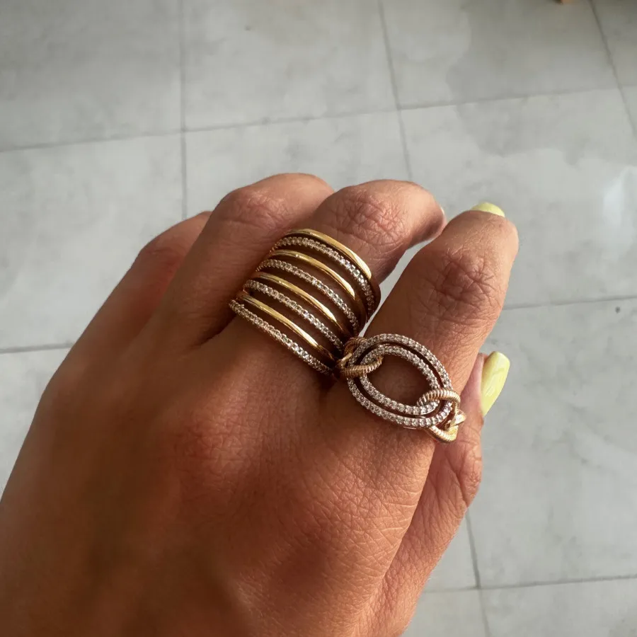 دو‌عدد انگشتر باهم استیل