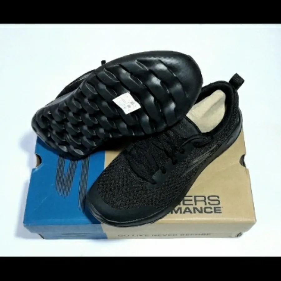 کفش پیاده روی اسکچرز مشکی