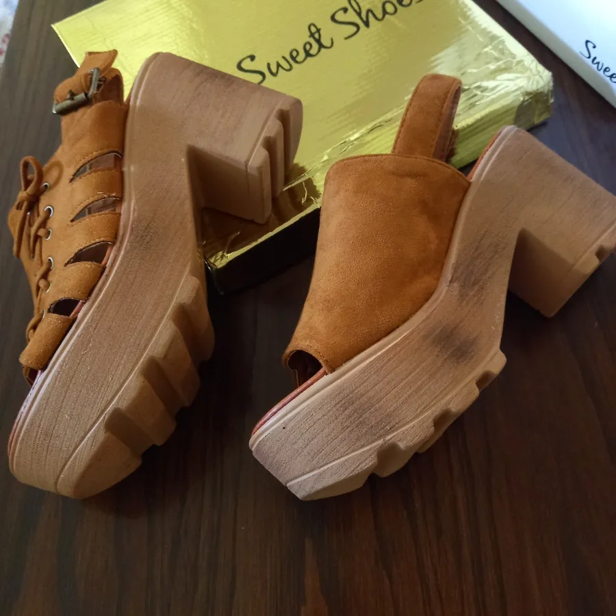 صندل ایتالیایی 37