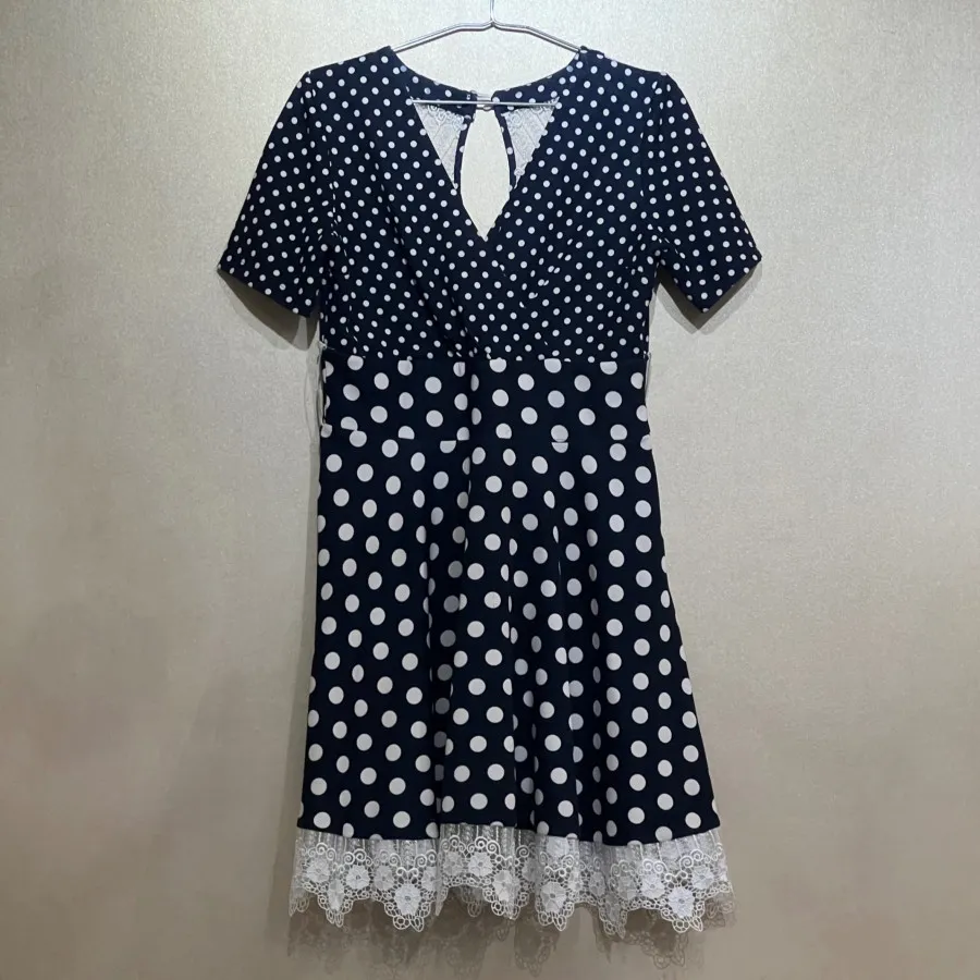 پیراهن کلوش خالخالی