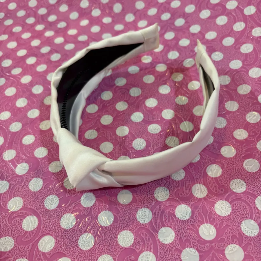 تل مو ساتن گره ای سفید