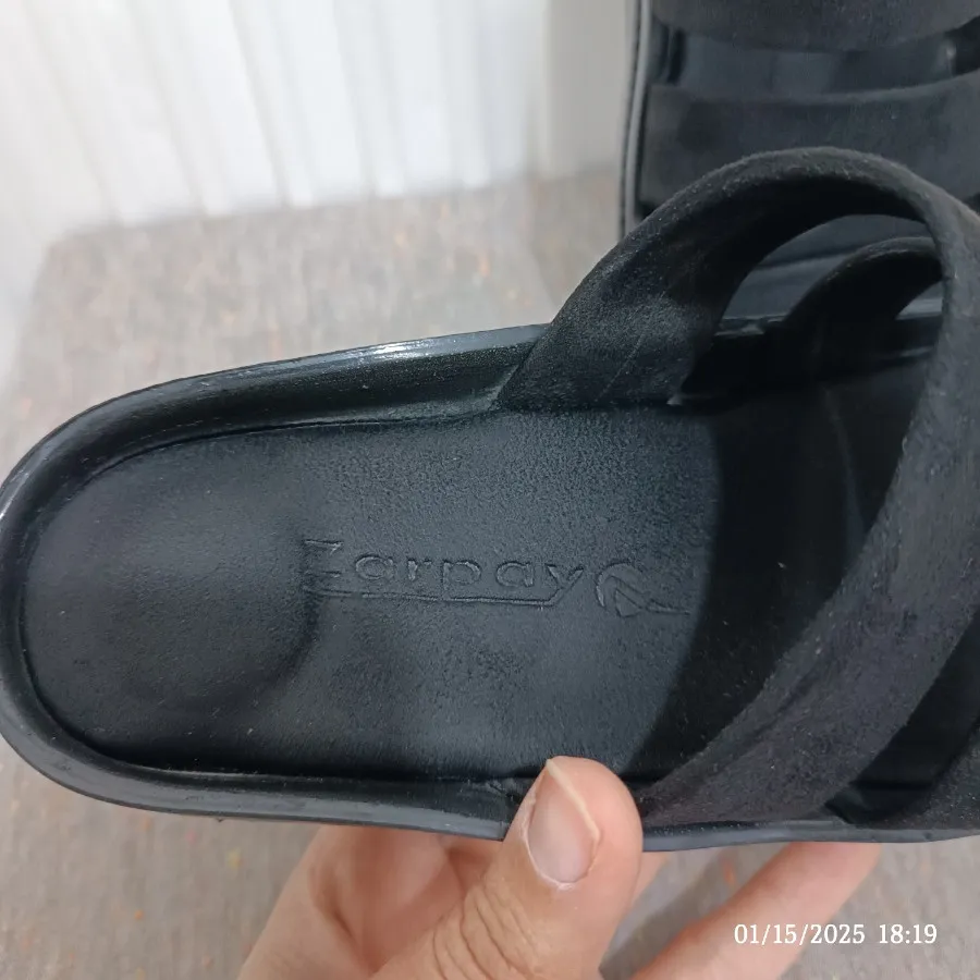 دمپایی زنانه