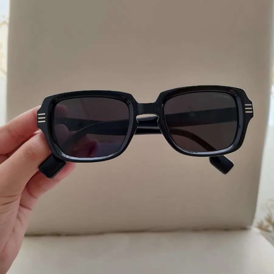 عینک آفتابی