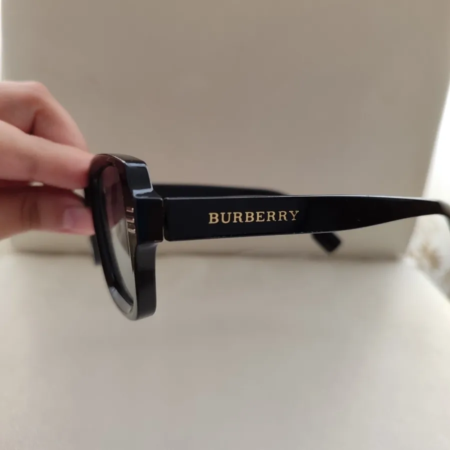 عینک آفتابی