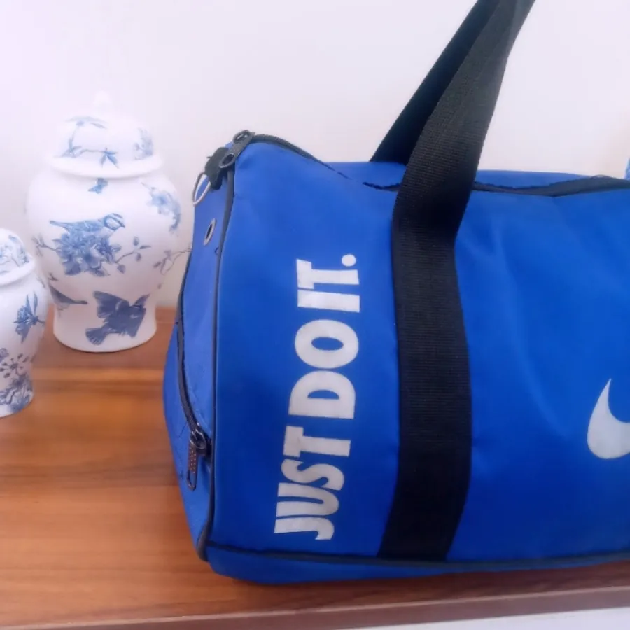 ساک ورزشی نایک