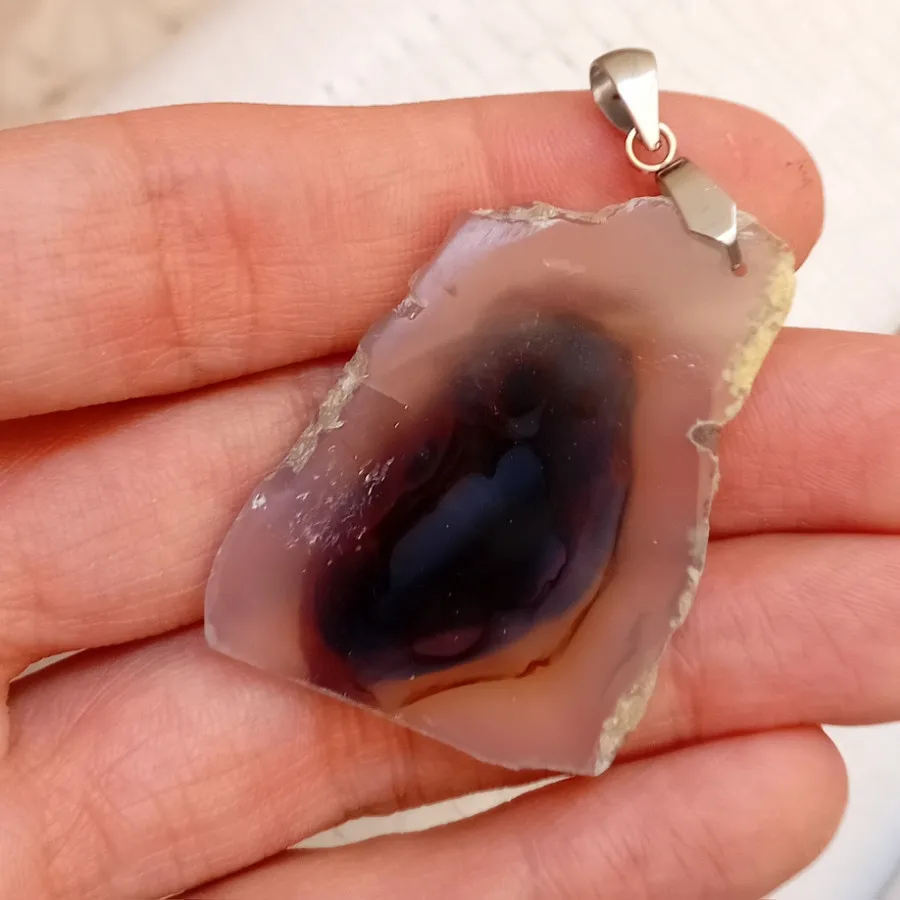 آویز  عقیق شجر چشم دار