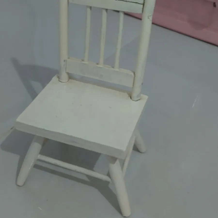 صندلی دکوری چوبی