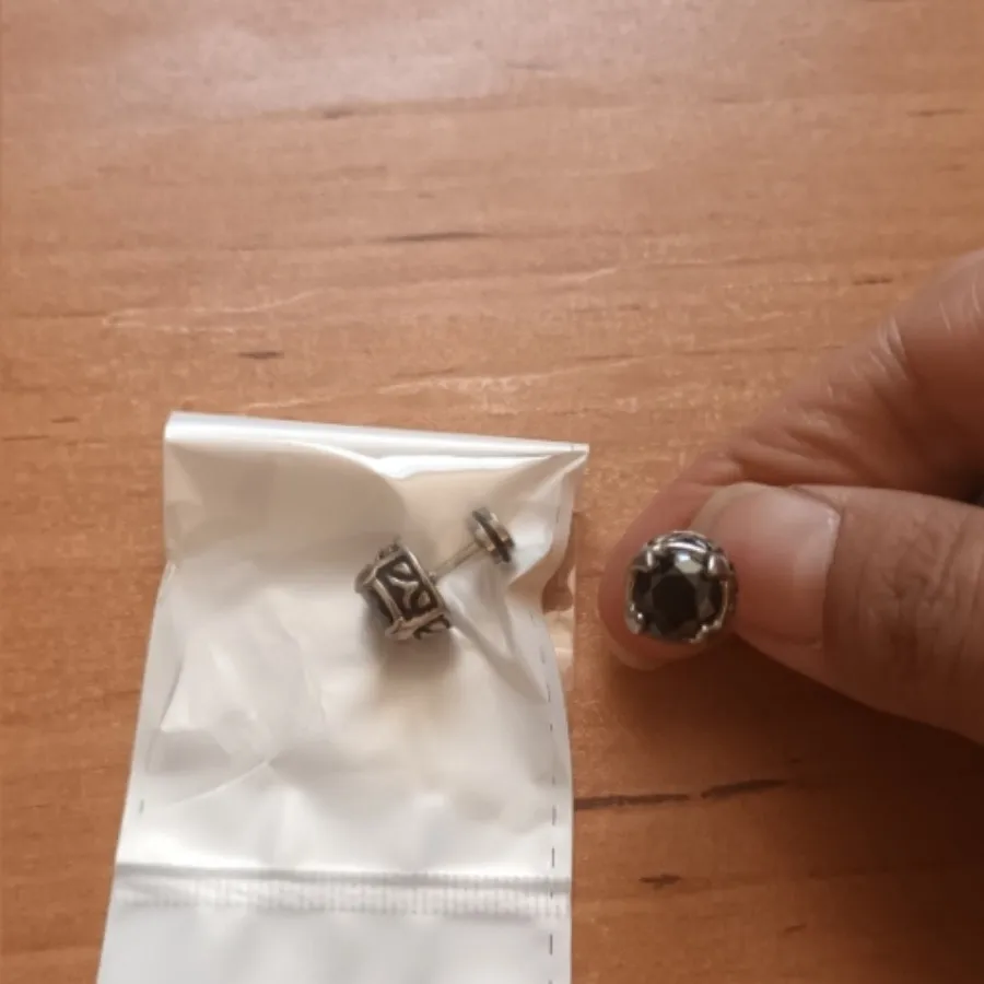 پرسینگ واقعی میخی