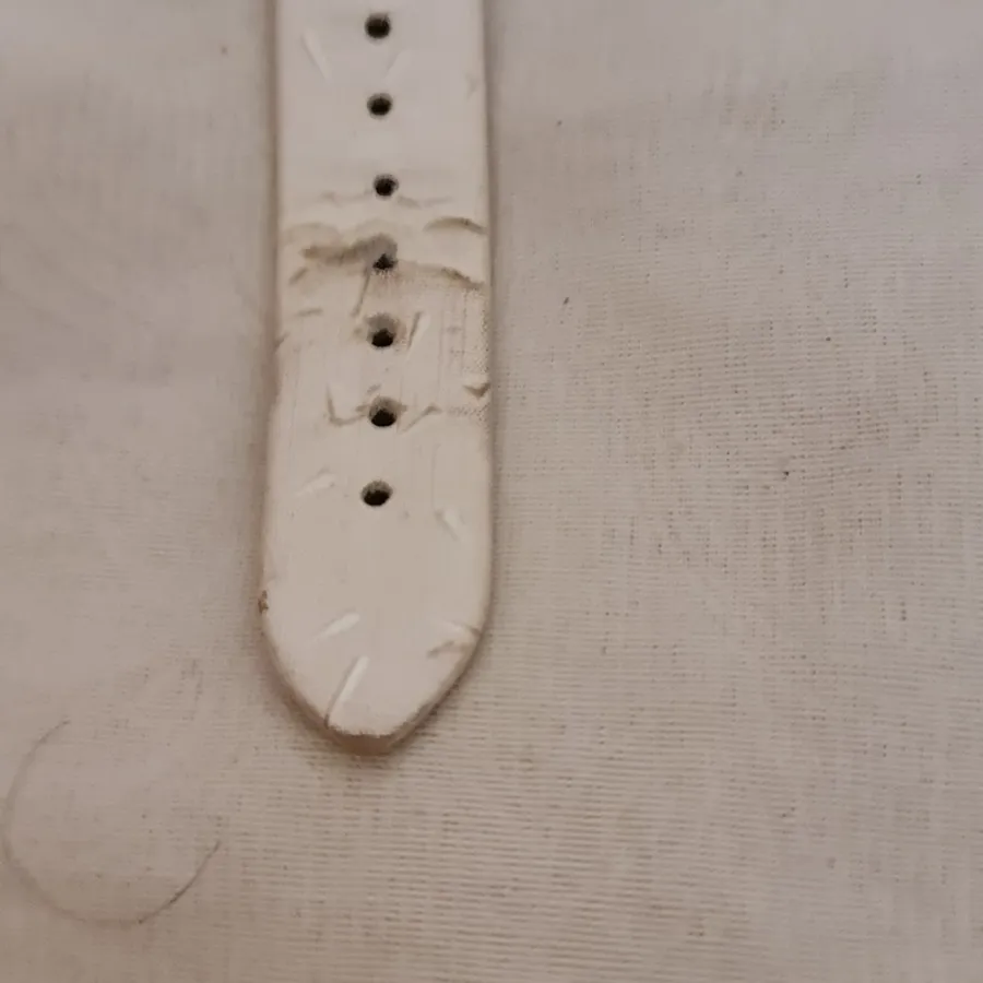 ساعت مچی نگین دار