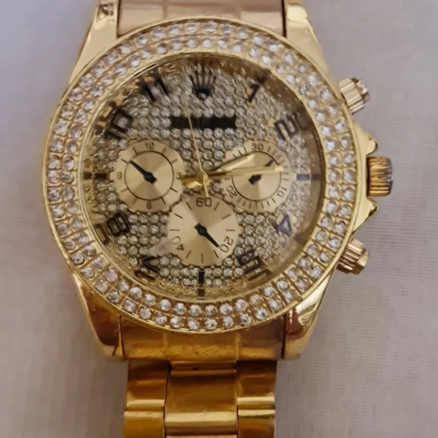 ساعت مچی فول نگین