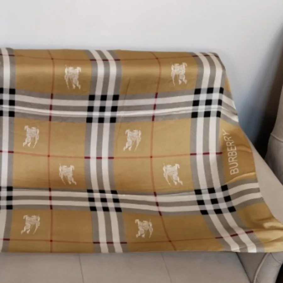 شال سیلک باربری