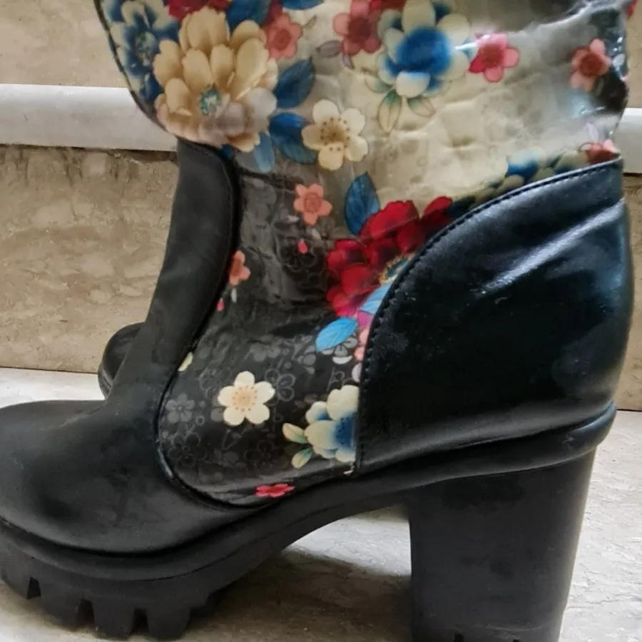 چکمه بوت نیم بوت