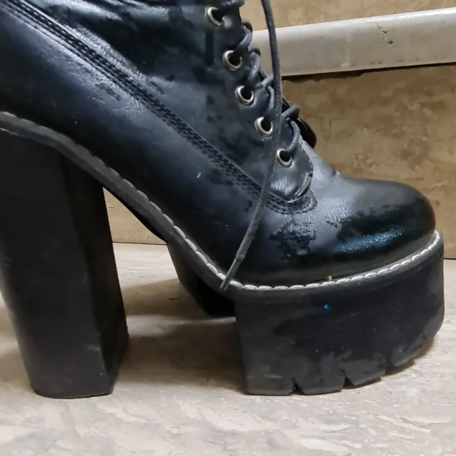 چکمه بوت پوتین