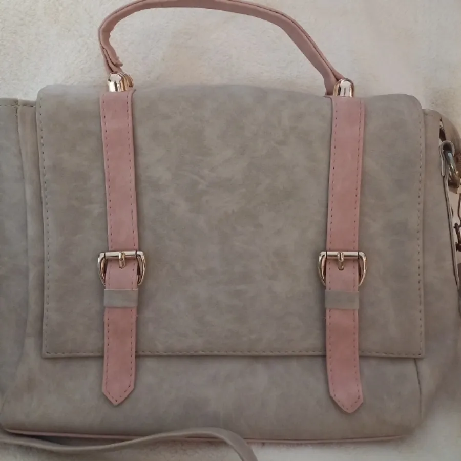 کیف دستی کاملا سالم