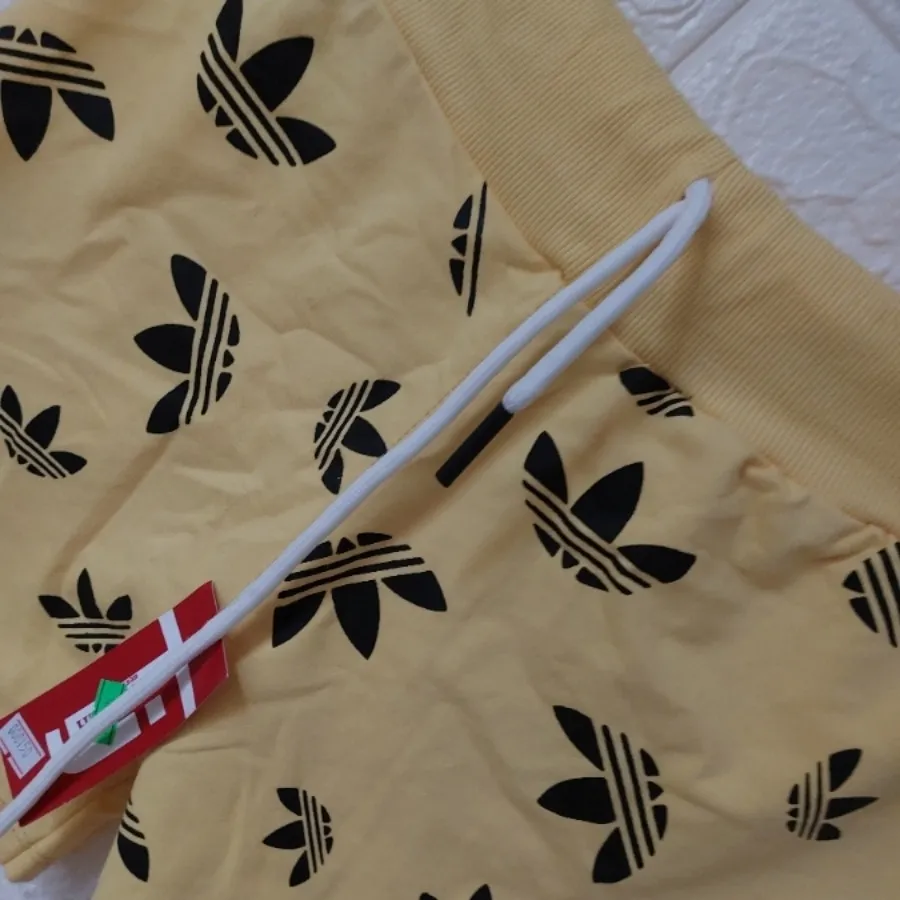 شورتک خوش رنگ