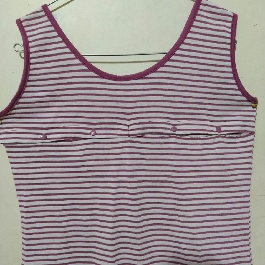 تاپ شیر دهی  دگمه دار